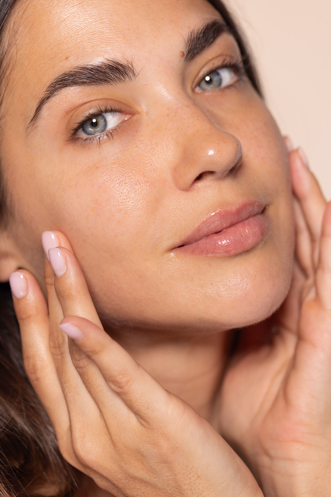 Campaña fotográfica Tratamiento Skincare por Polarizador Estudio, detalle 13