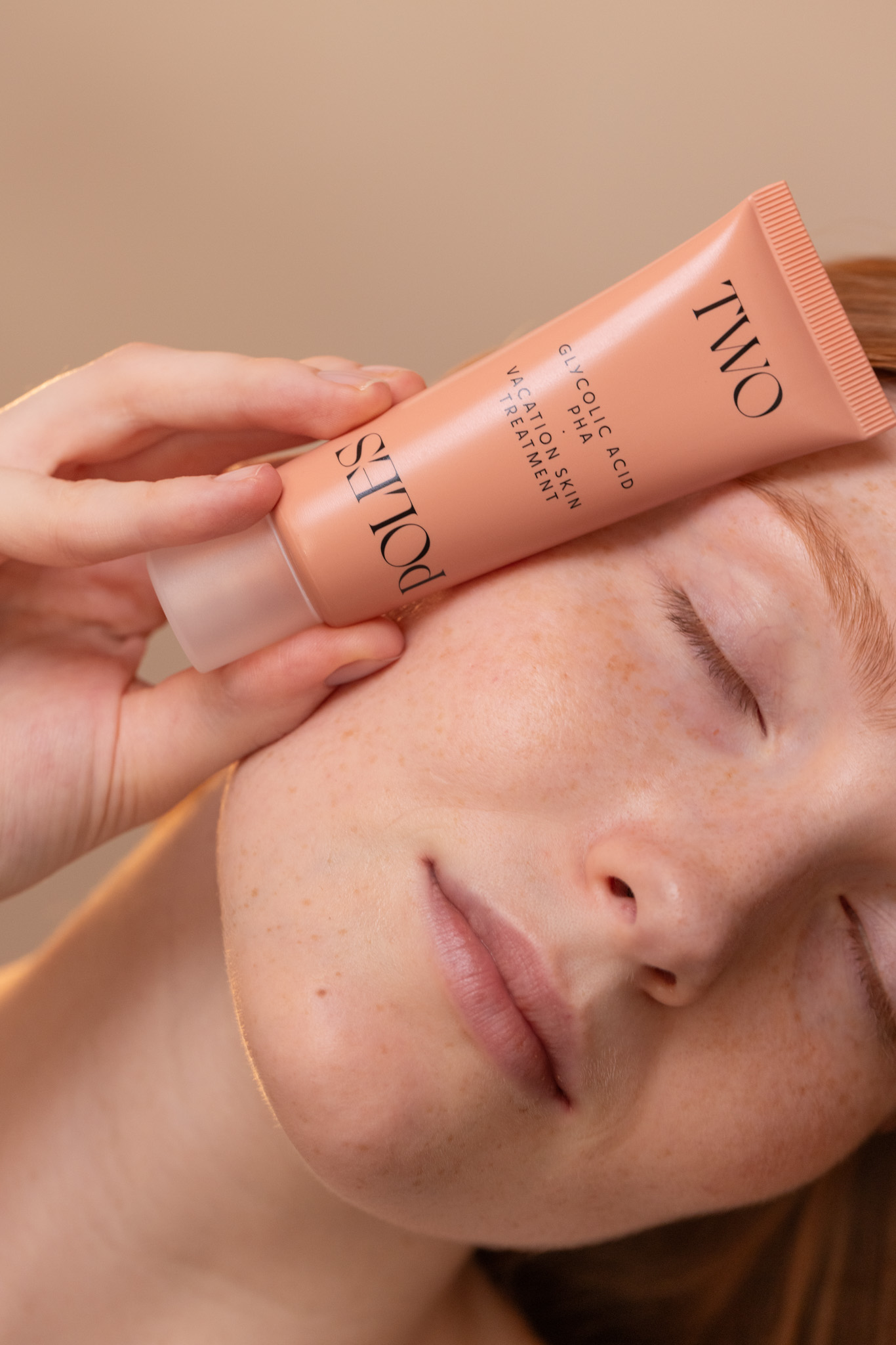 Campaña fotográfica CGI Tratamiento Facial por Polarizador Estudio, detalle 12