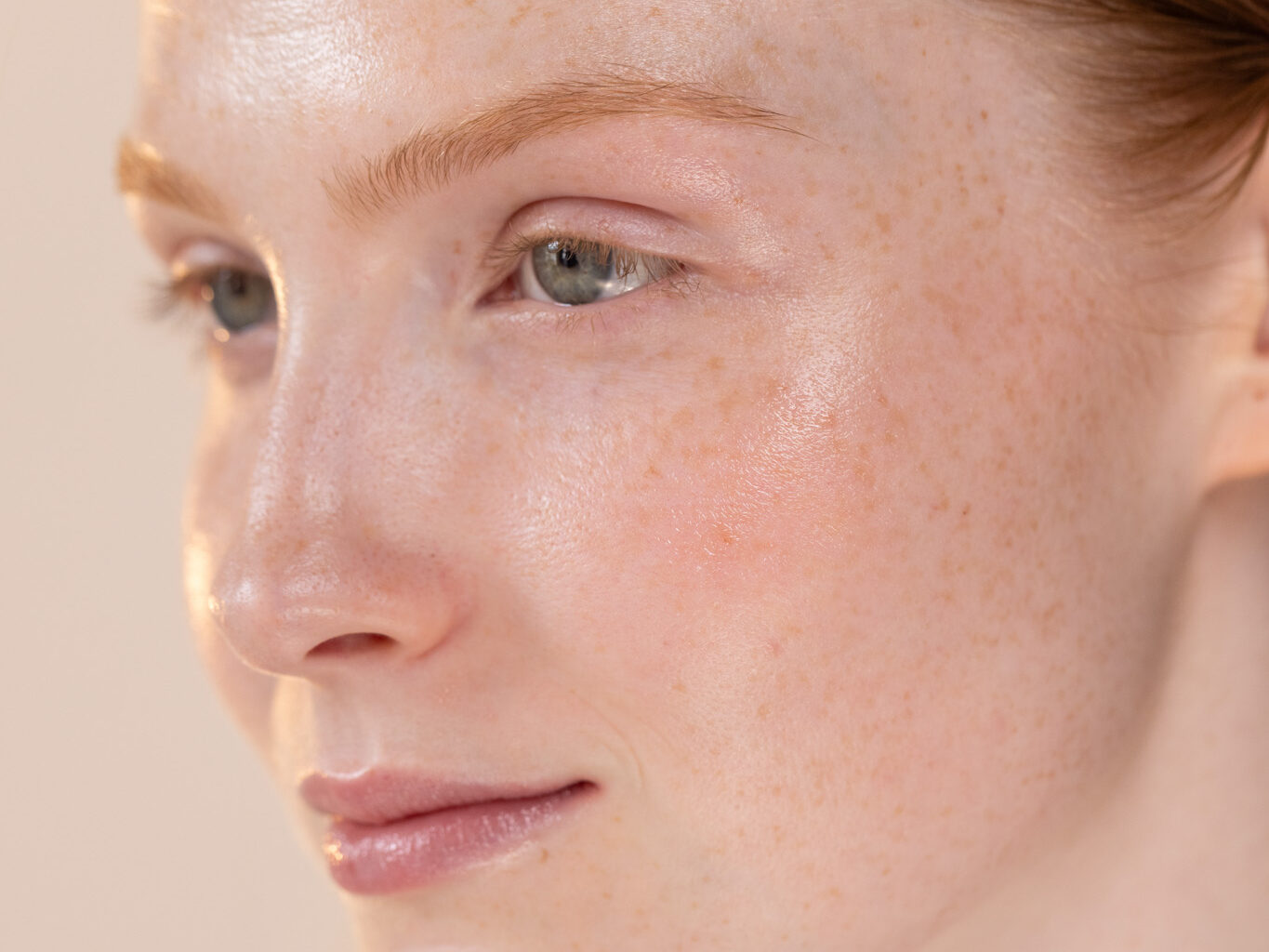 Campaña fotográfica CGI Tratamiento Facial por Polarizador Estudio, detalle 5