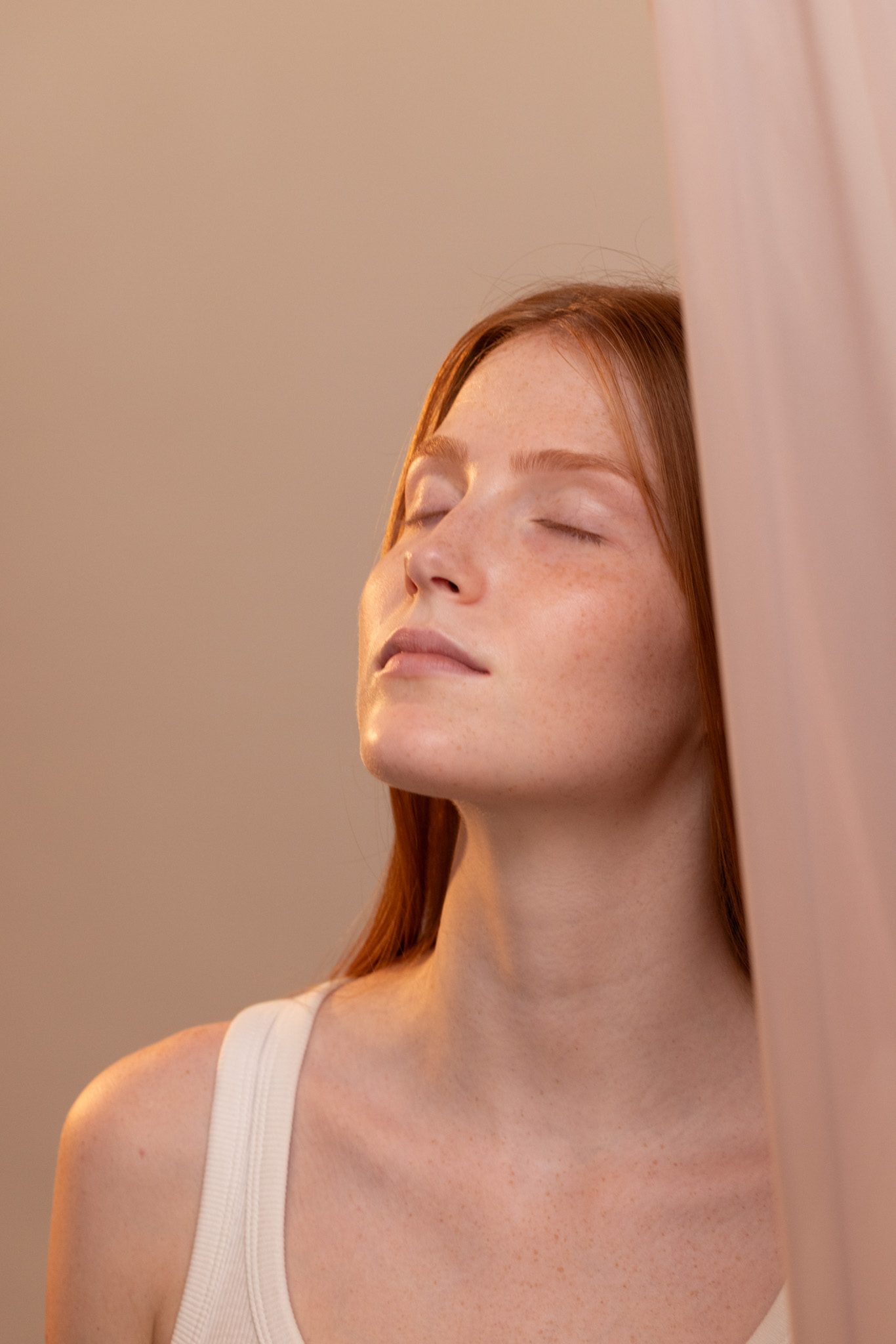 Campaña fotográfica CGI Tratamiento Facial por Polarizador Estudio, detalle 11