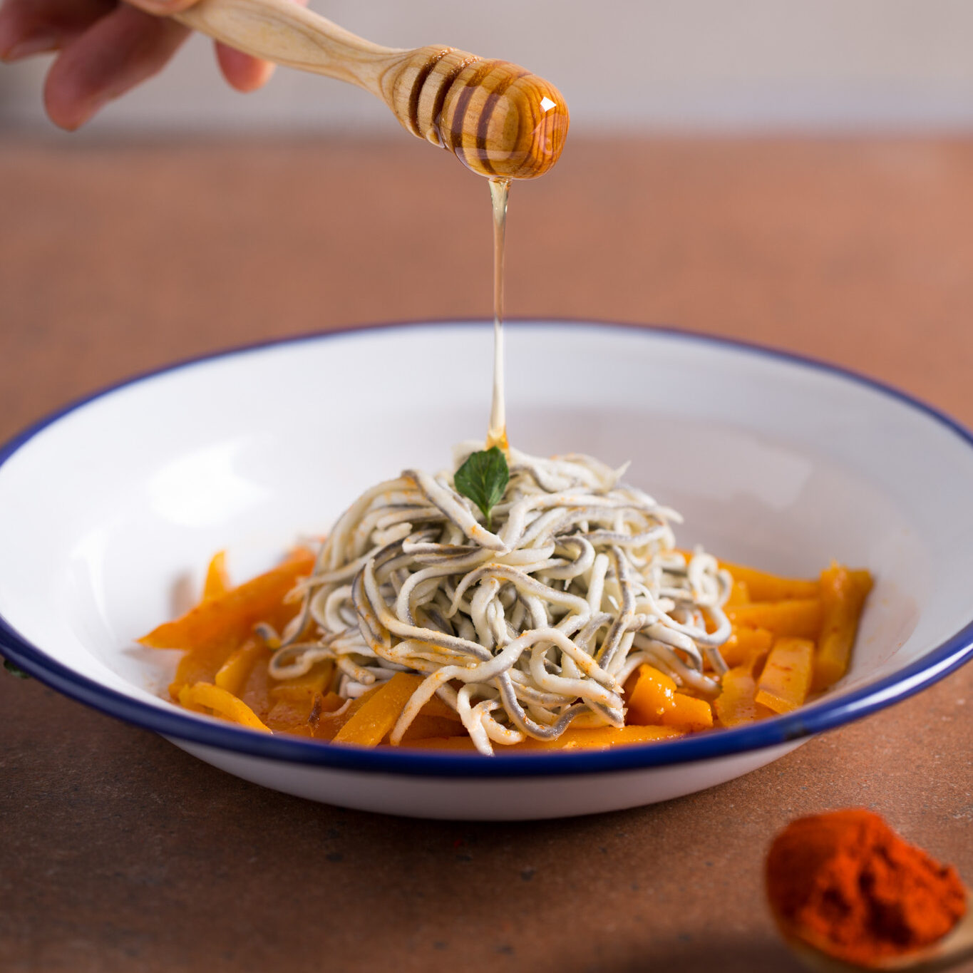 Campaña fotográfica Recetas Tradicionales por Polarizador Estudio, detalle 1