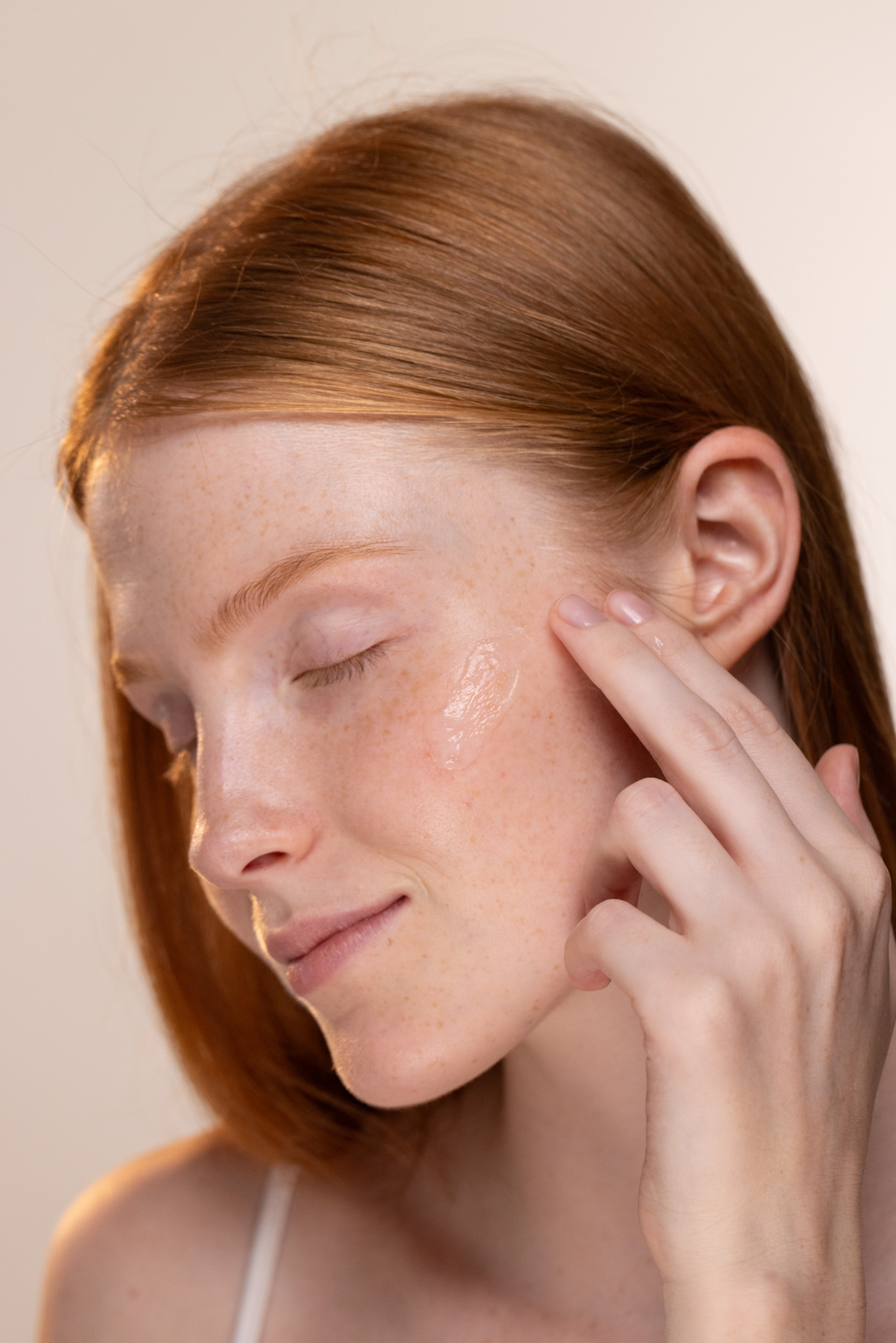 Campaña fotográfica CGI Tratamiento Facial por Polarizador Estudio, detalle 8